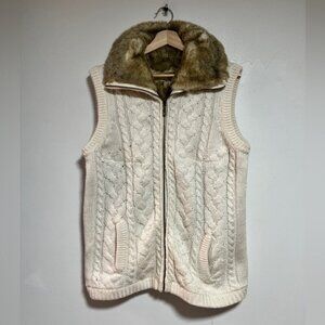Cream Cable Knit Sweater Vest with Faux Fur Collar - Zip - Petite Fit (12” PTP)
